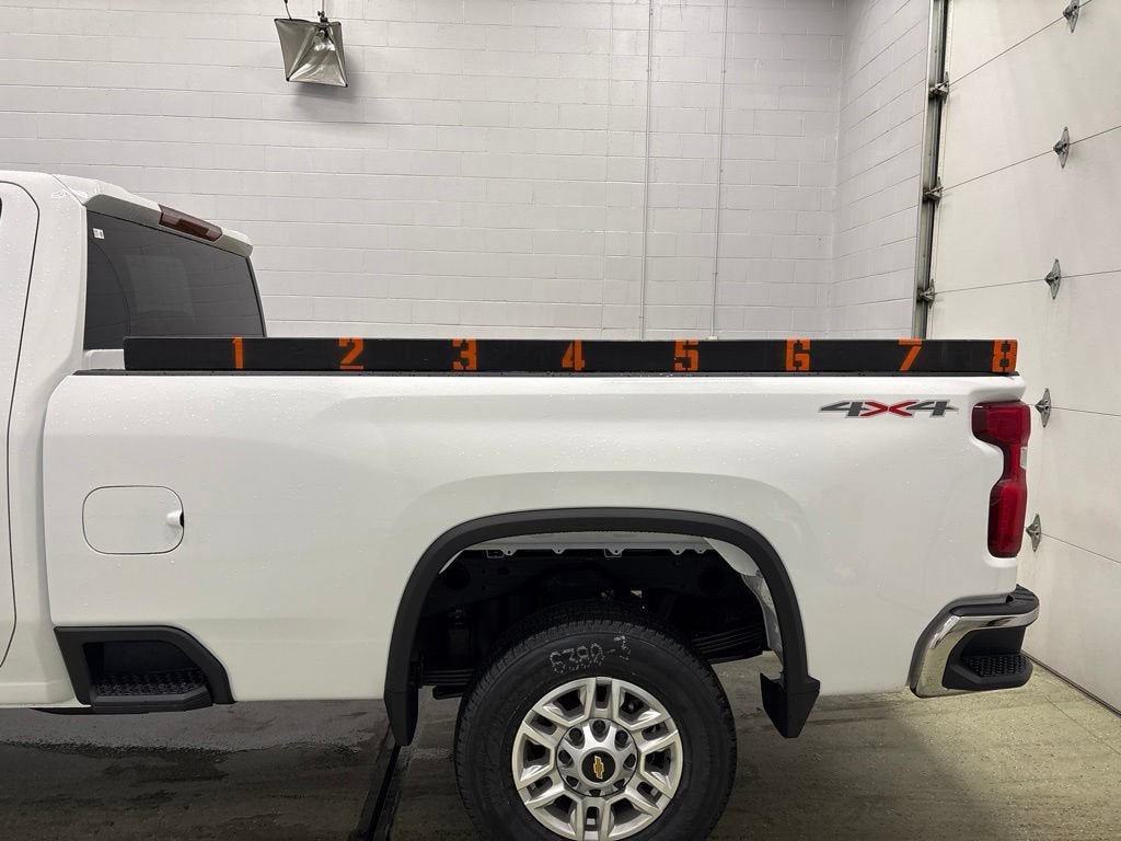 New 2026 Chevrolet Silverado 2500 LT AWD/4WD image 13