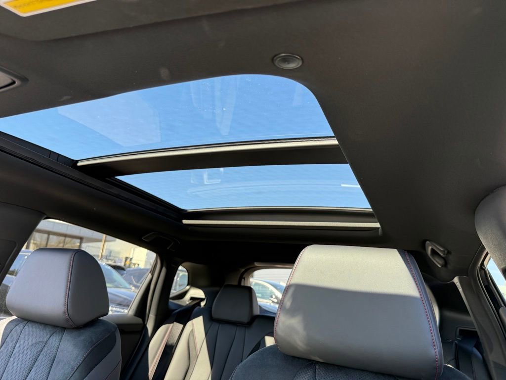 Certified 2025 Acura ADX A-Spec image 27