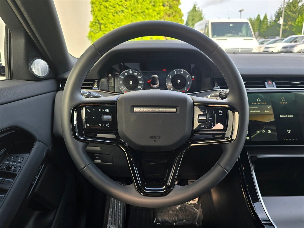 Used 2024 Land Rover Range Rover Evoque Dynamic SE image 11