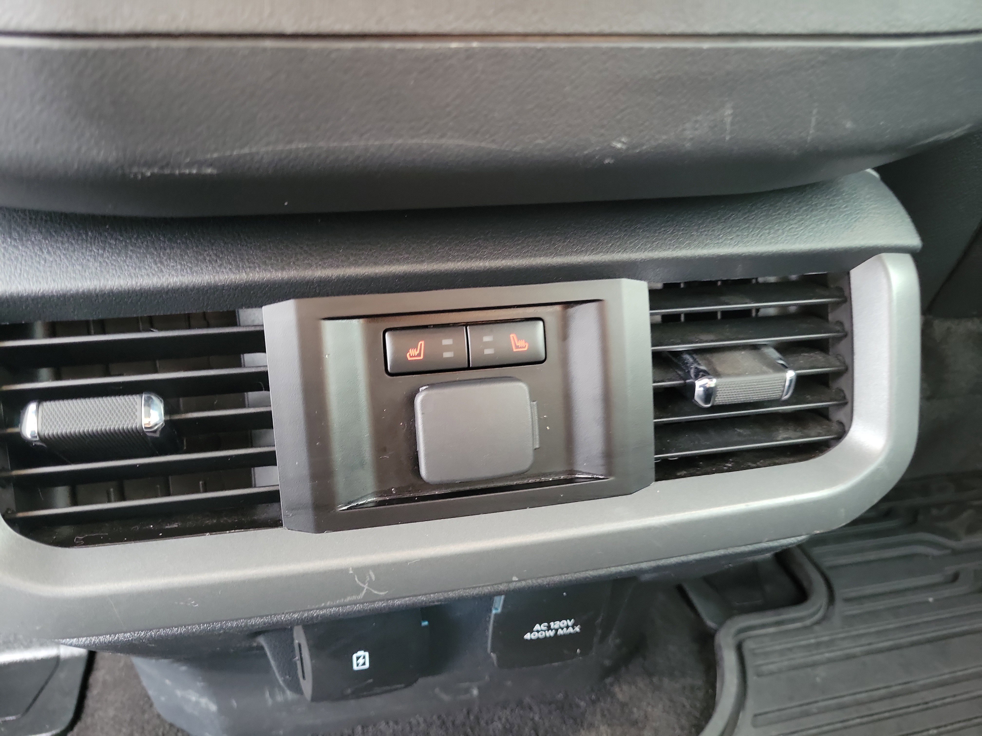 Used 2022 Ford F150 Lariat w/ Equipment Group 502A High image 16