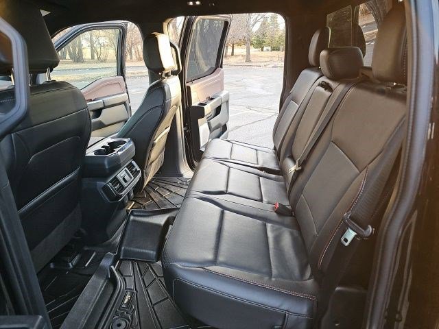 Used 2022 Ford F150 Lariat w/ Equipment Group 502A High image 18