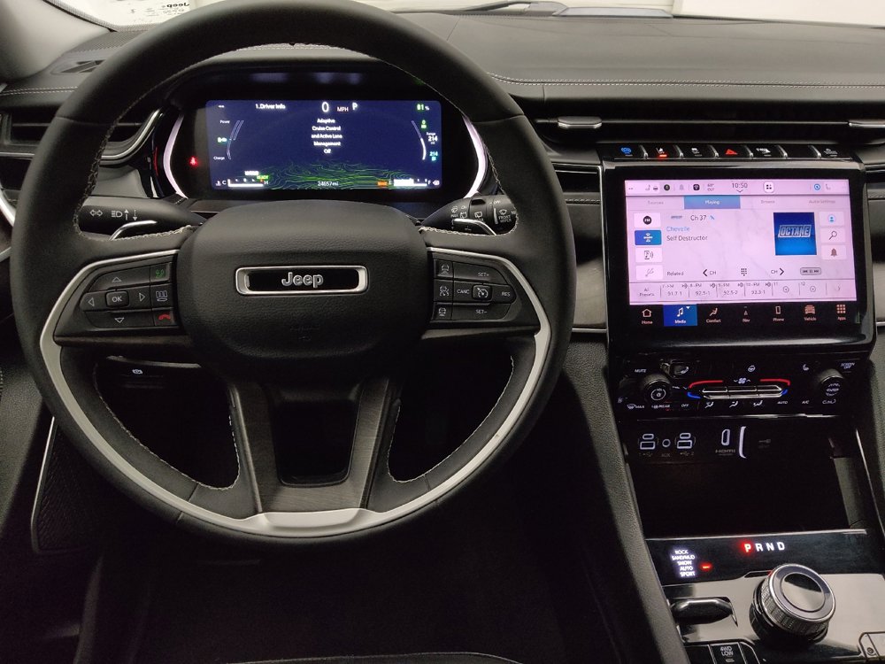 Used 2022 Jeep Grand Cherokee Limited 4xe image 22