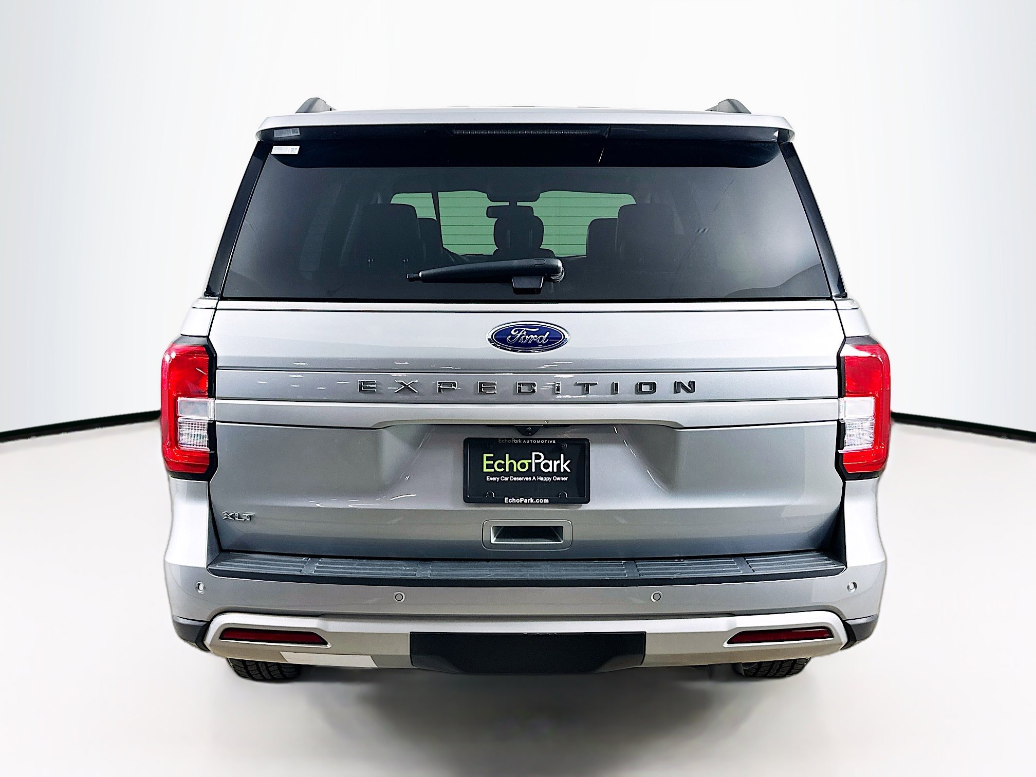 Used 2024 Ford Expedition XLT image 7