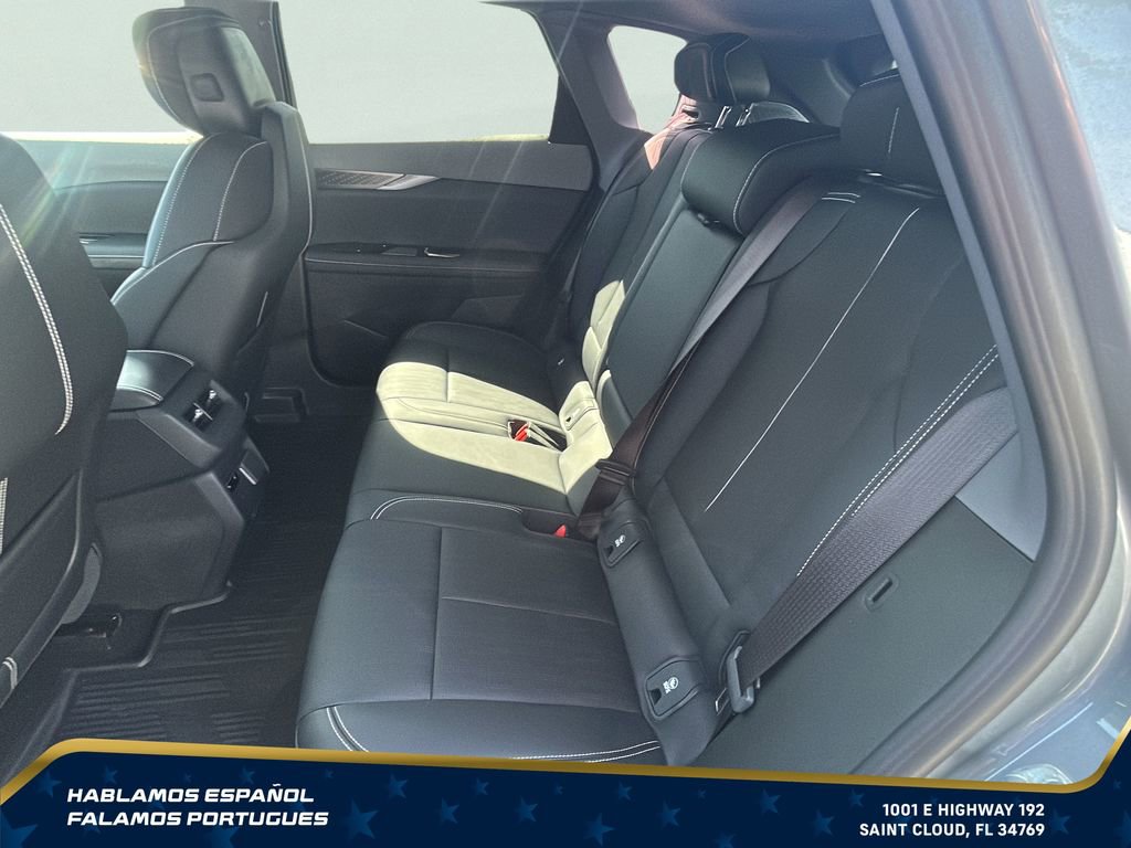 Used 2025 Cadillac Optiq Sport 2 w/ LPO, Floor Liner Package AWD/4WD image 27