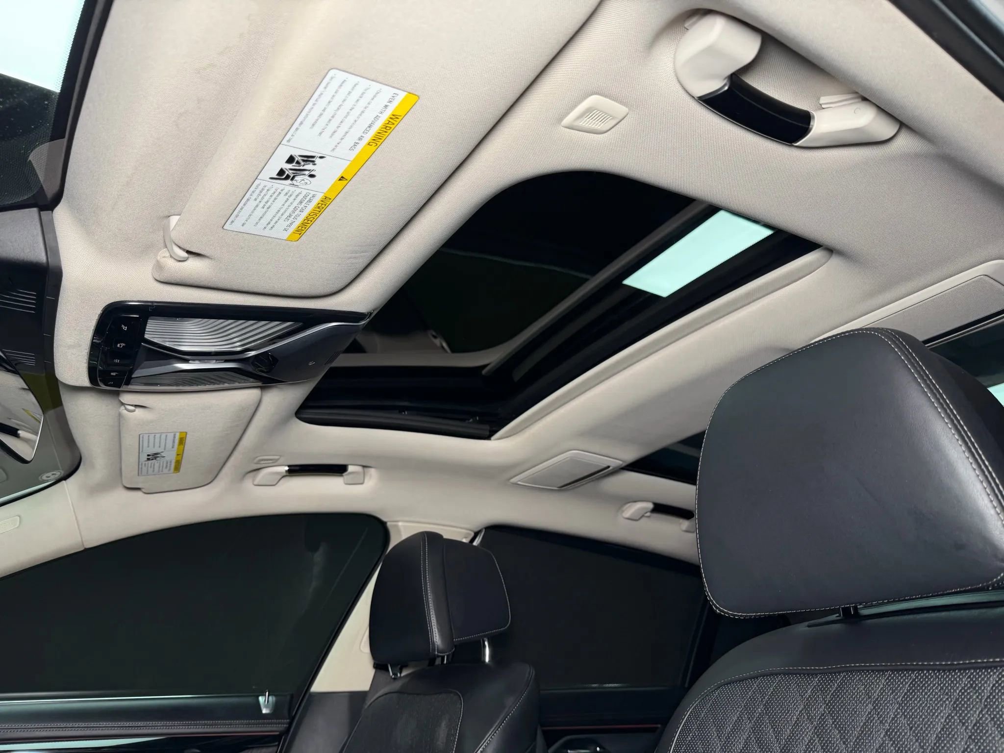 Used 2017 BMW 750i xDrive image 46