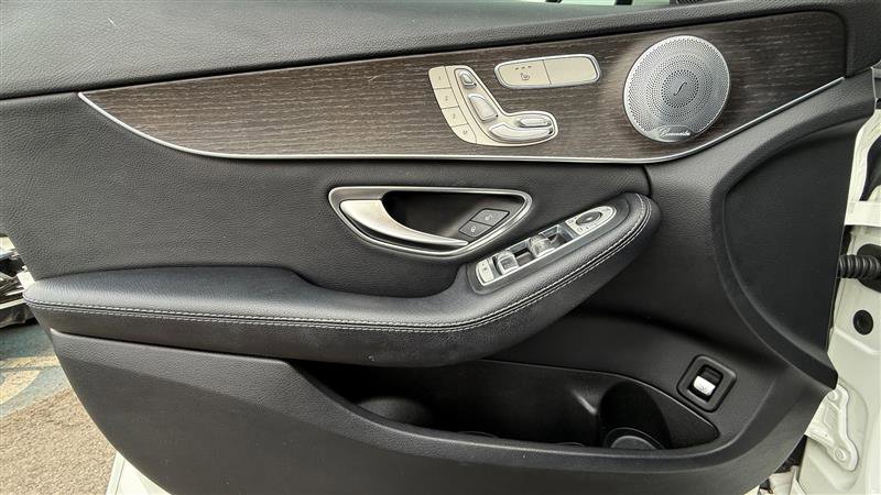 Used 2019 Mercedes-Benz C 300 C 300 image 13