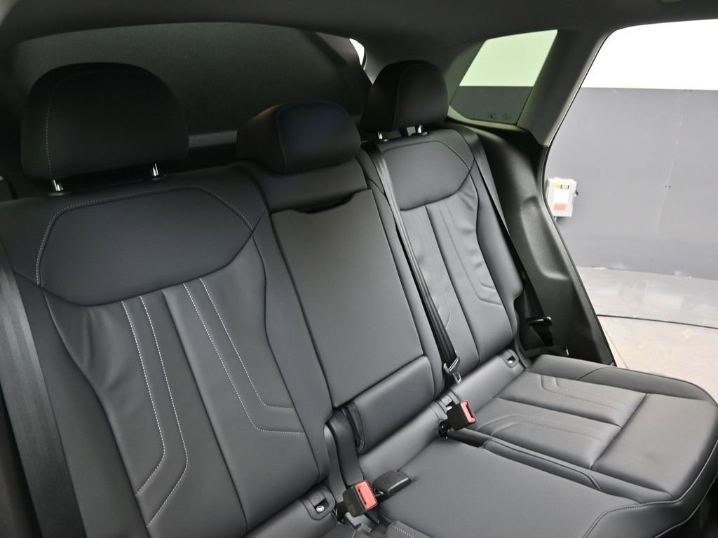 New 2026 Audi Q3 quattro 2.0T image 16