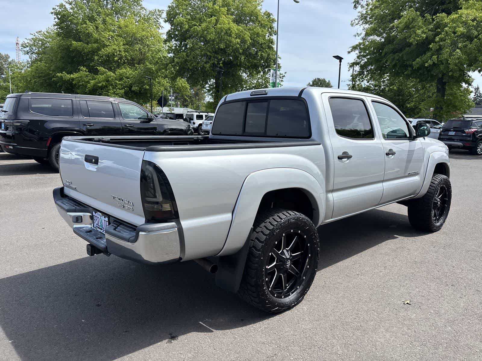 Used 2005 Toyota Tacoma PreRunner RWD image 4