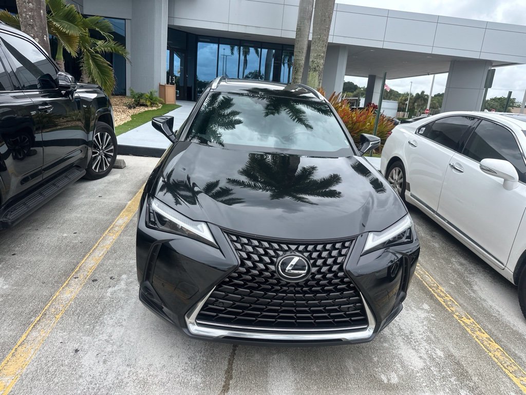 Certified 2024 Lexus UX 250h FWD image 8