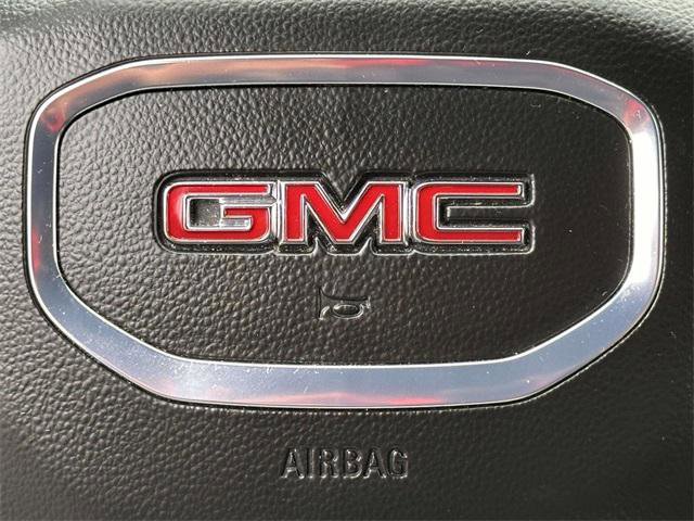 Used 2024 GMC Yukon XL SLT image 25
