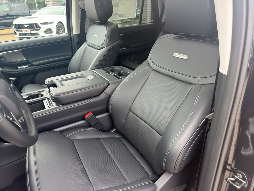 New 2026 Ford Expedition Platinum w/ Driver's Package AWD/4WD image 27