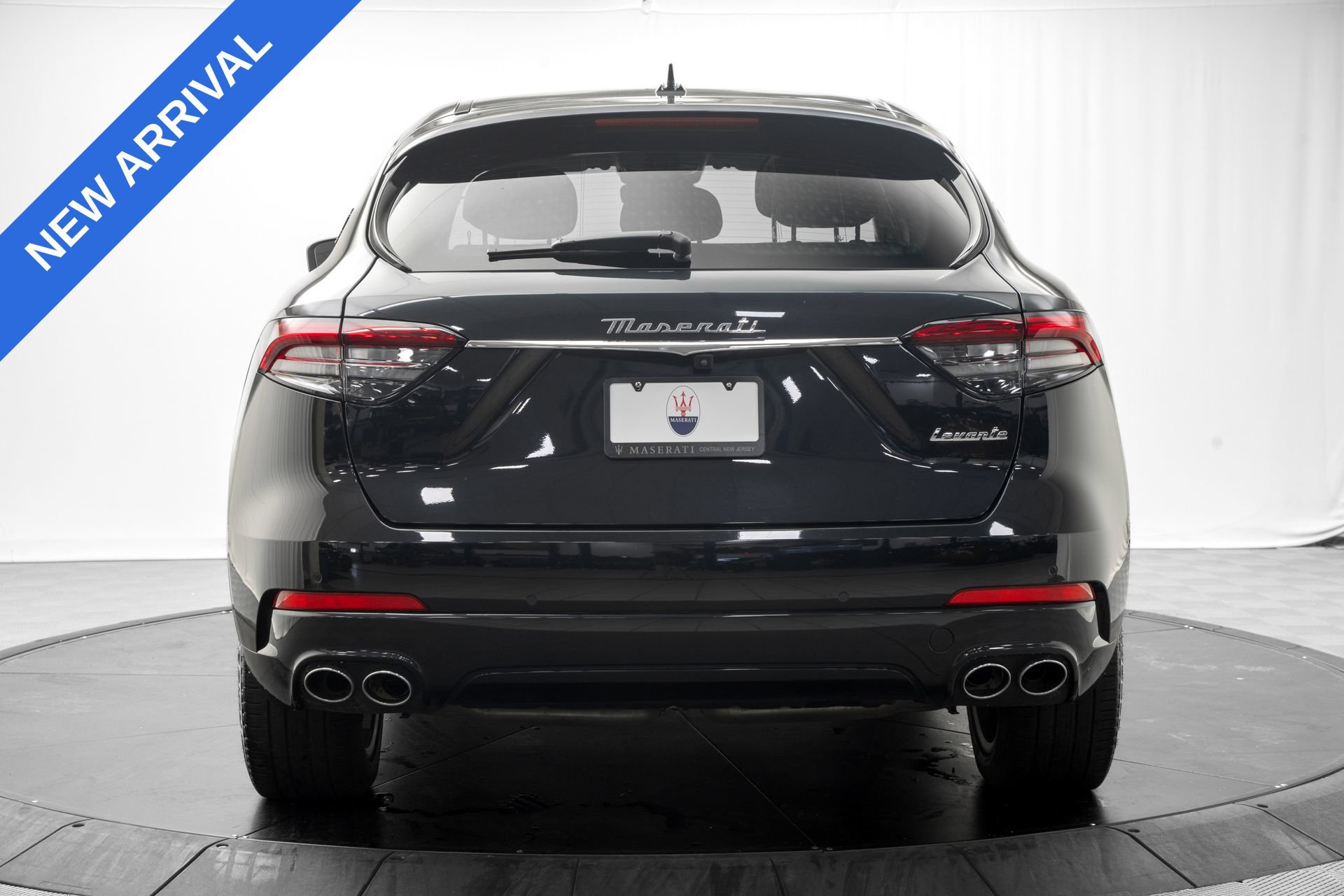 Used 2022 Maserati Levante GT AWD/4WD image 6