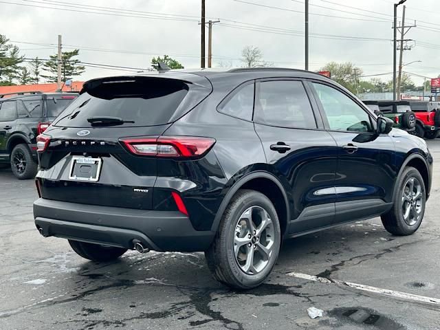 New 2025 Ford Escape ST-Line w/ Tech Pack #1 image 11