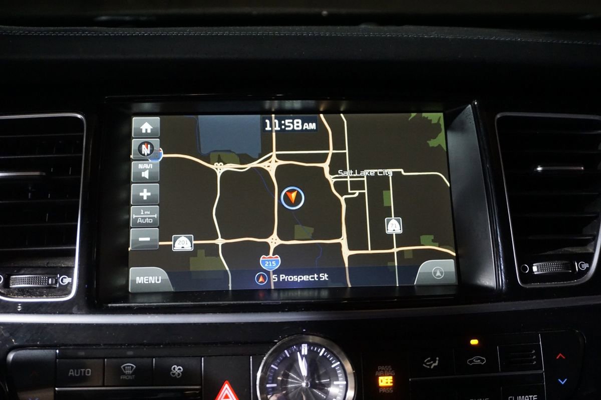 Used 2016 Kia K900 Luxury RWD image 15