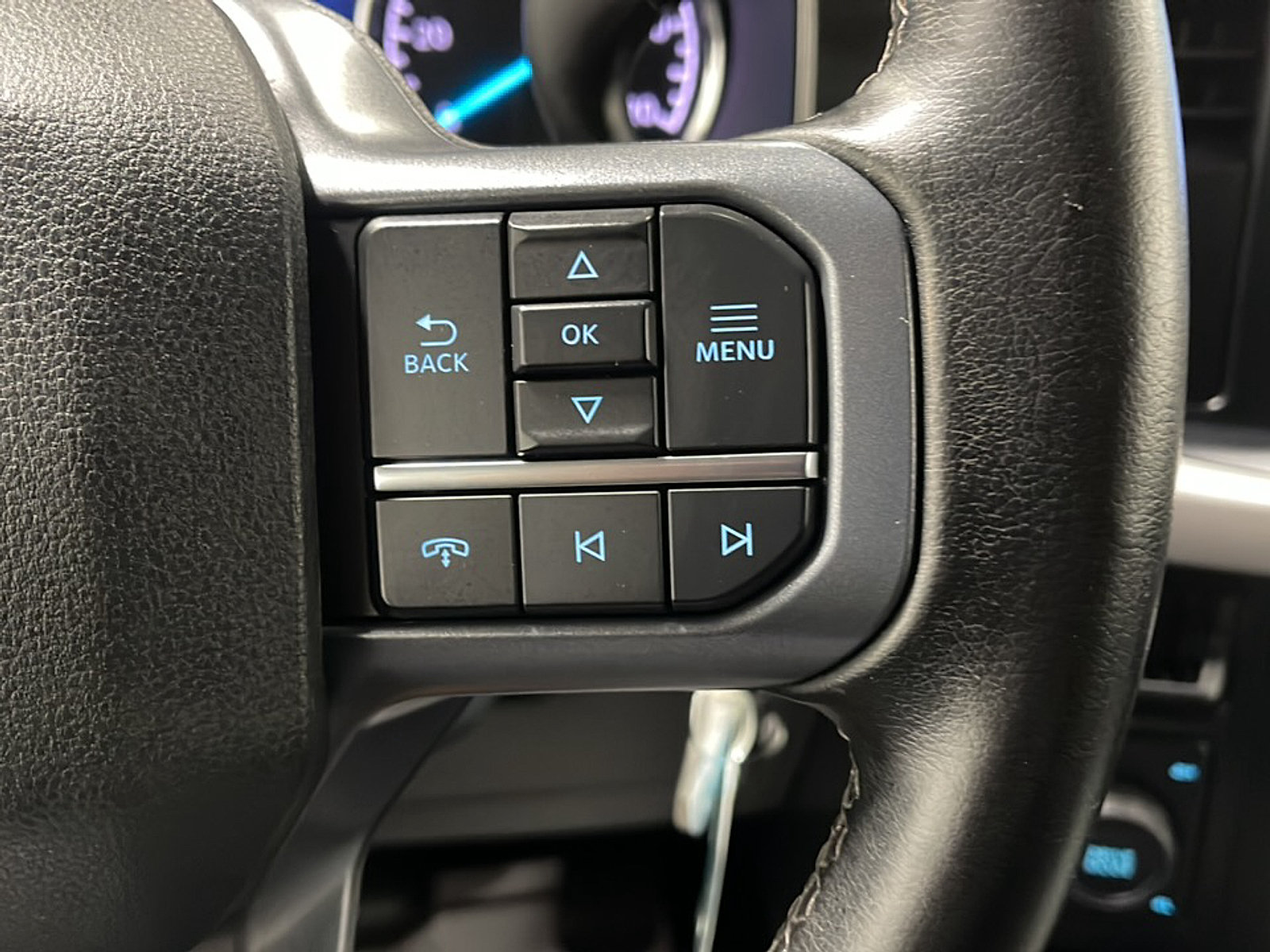 Used 2023 Ford F150 XLT w/ Equipment Group 301A Mid AWD/4WD image 7