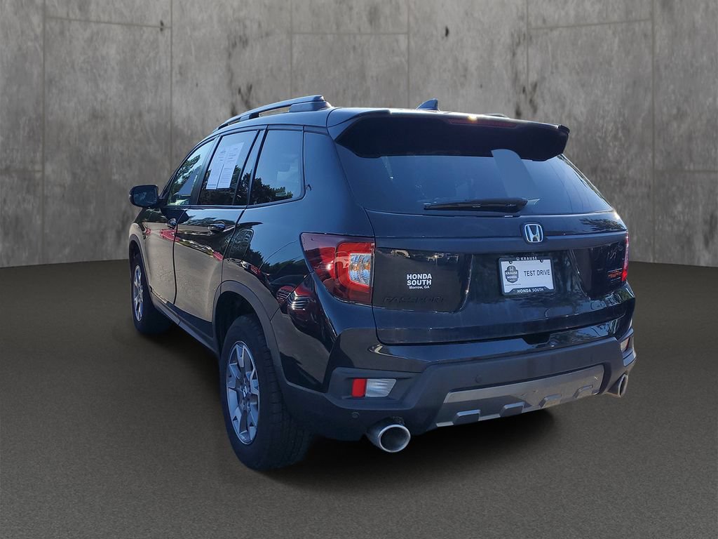 Used 2023 Honda Passport TrailSport image 4