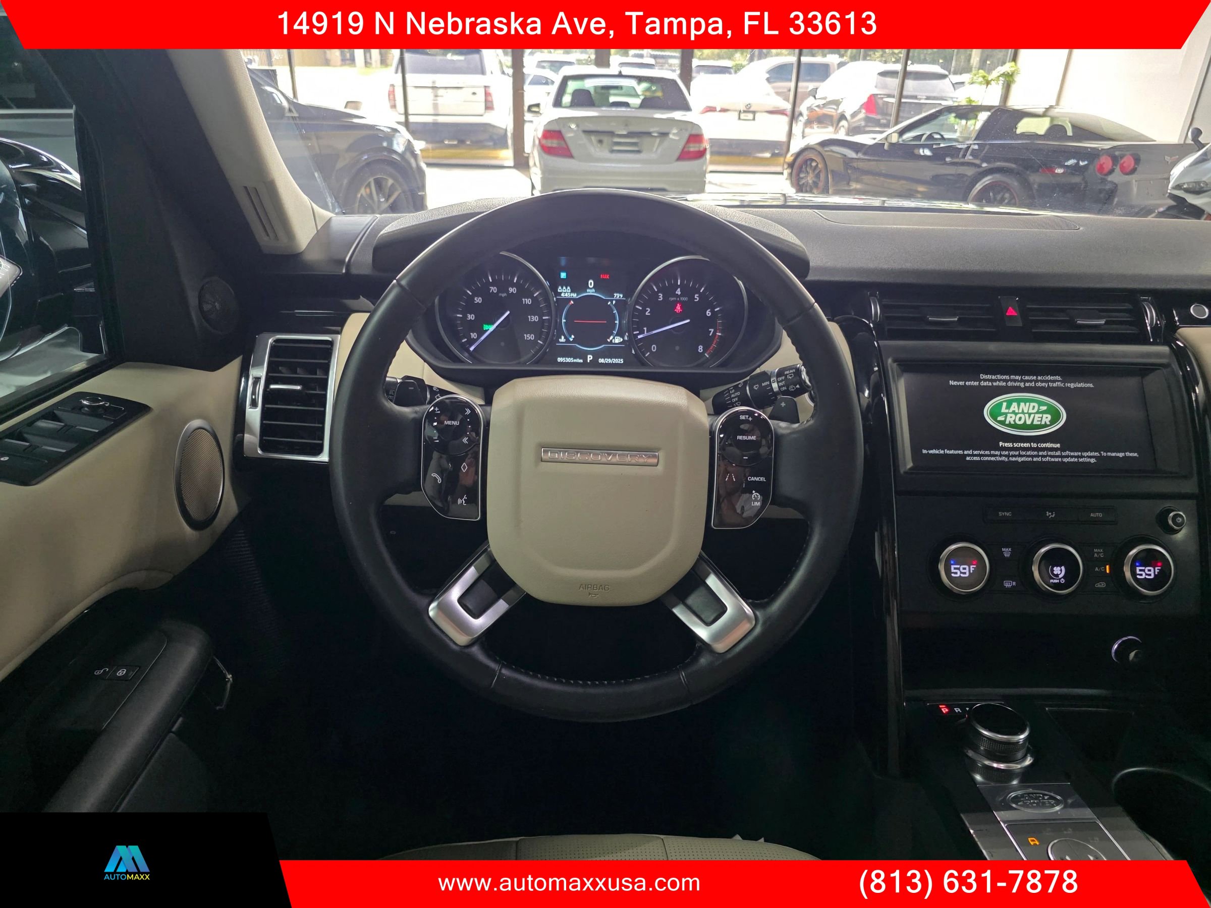 Used 2019 Land Rover Discovery SE AWD/4WD image 14