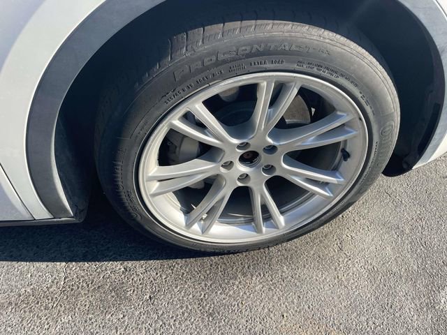 Used 2021 Tesla Model Y Long Range AWD/4WD image 13