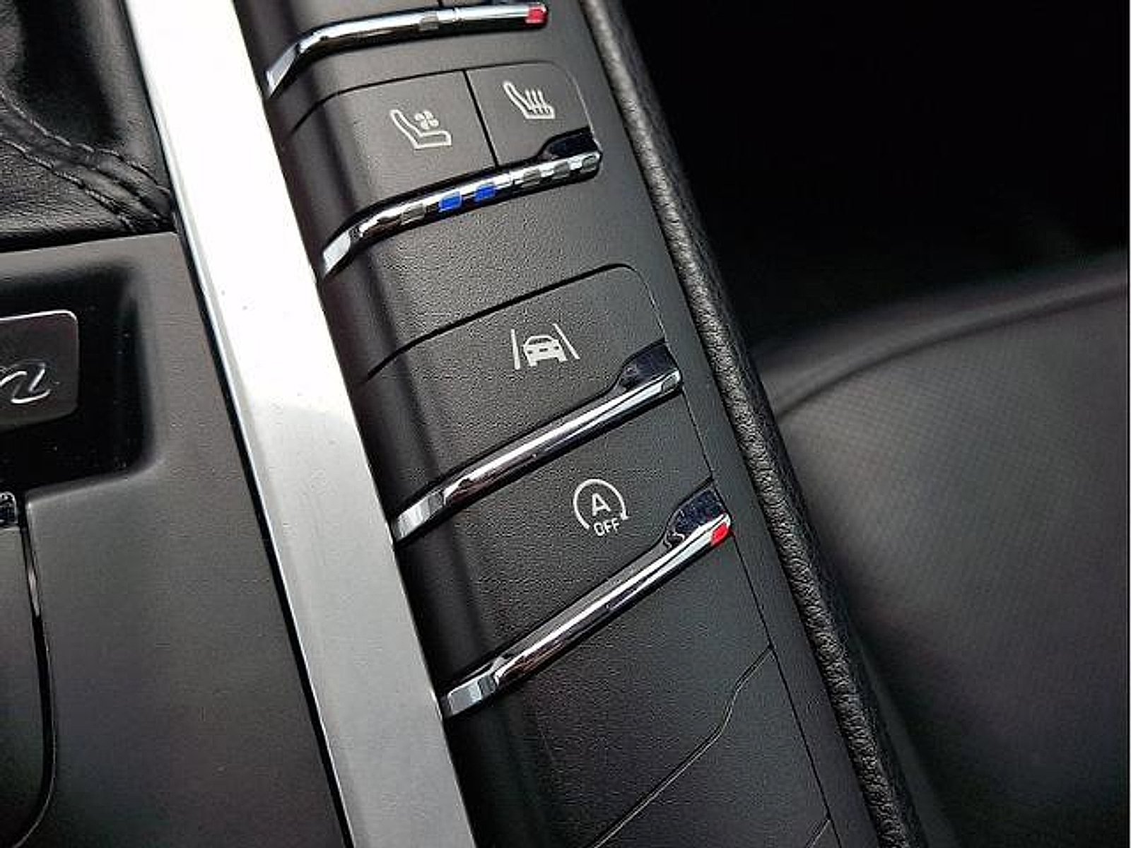 Used 2020 Porsche Macan AWD/4WD image 27
