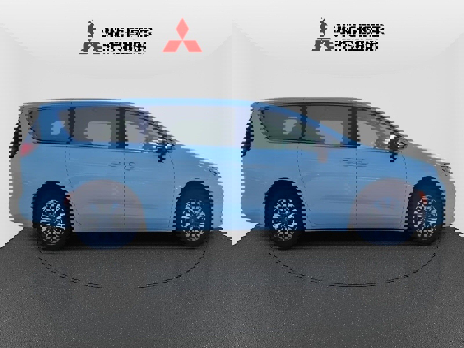 Used 2024 Chrysler Pacifica Select image 4