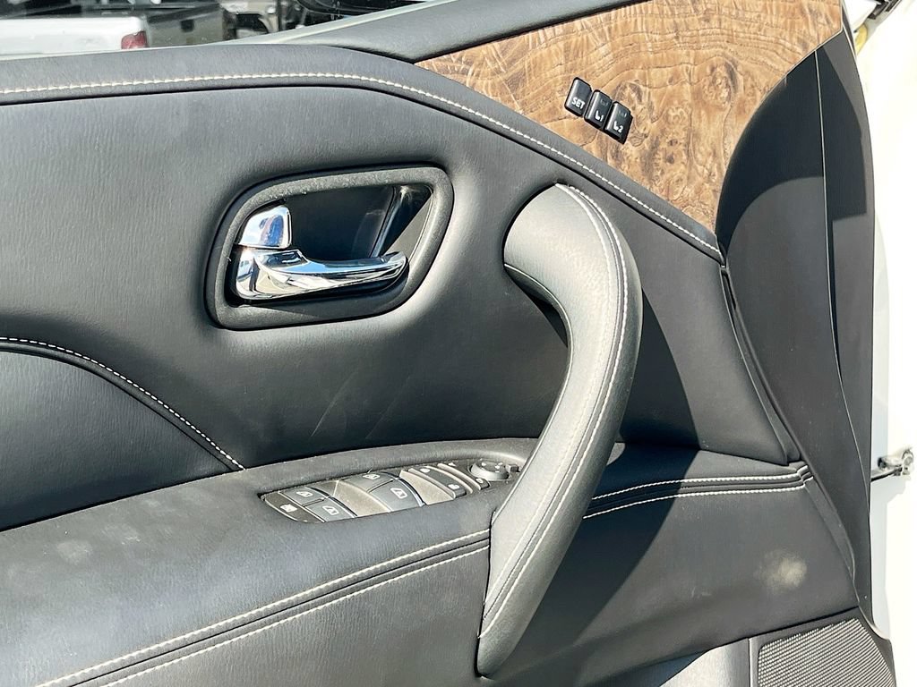 Used 2024 INFINITI QX80 Premium Select w/ Cargo Package AWD/4WD image 18