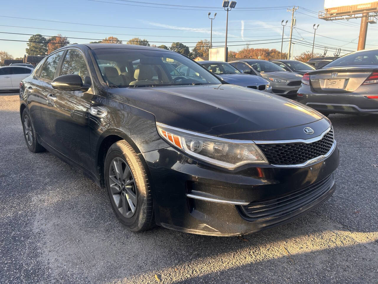 Used 2016 Kia Optima LX FWD image 2