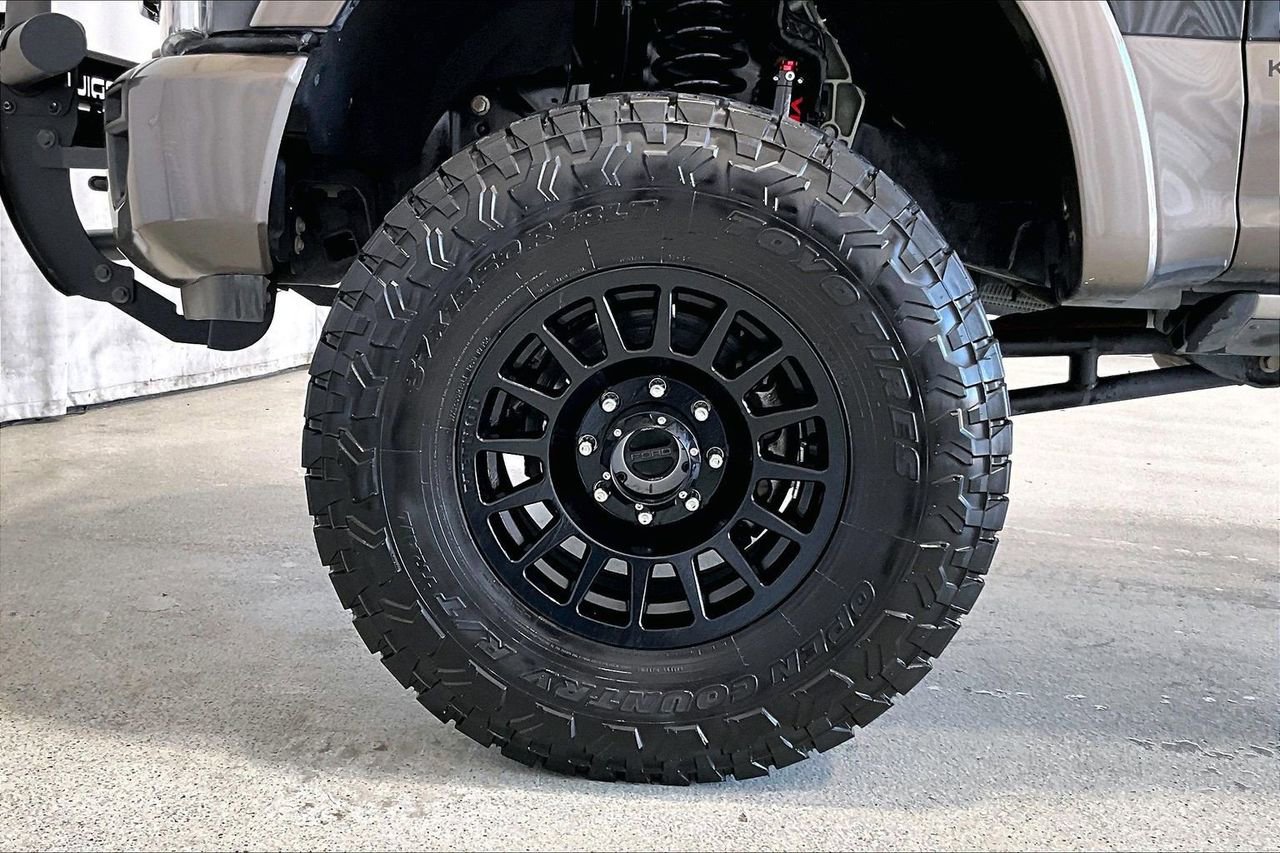 Used 2022 Ford F250 King Ranch w/ Tremor Off-Road Package AWD/4WD image 8