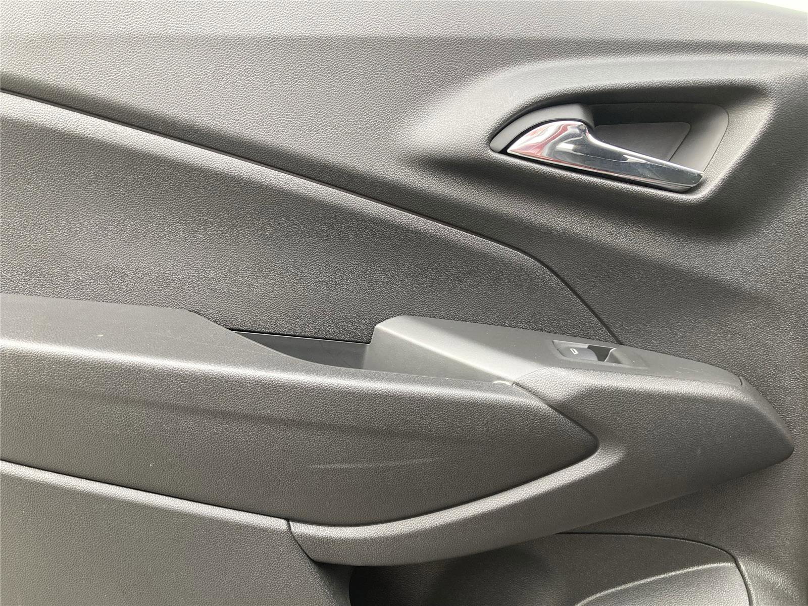 Used 2024 Chevrolet Trax LT w/ Driver Confidence Package image 31