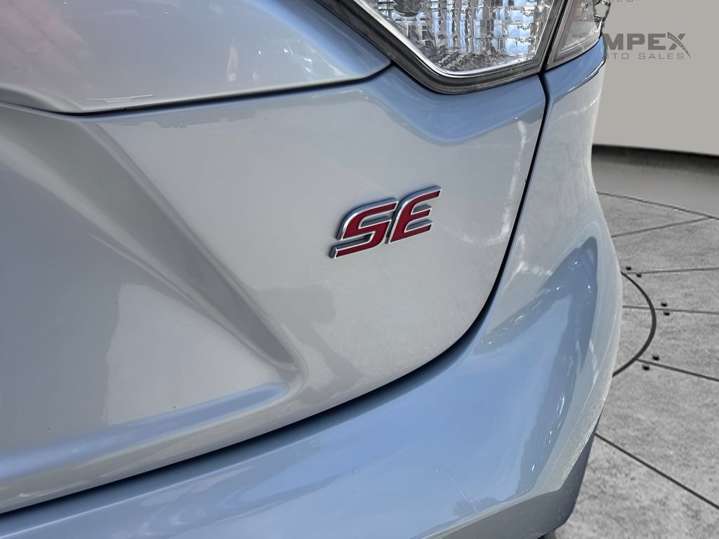 Used 2022 Toyota Corolla SE FWD image 18