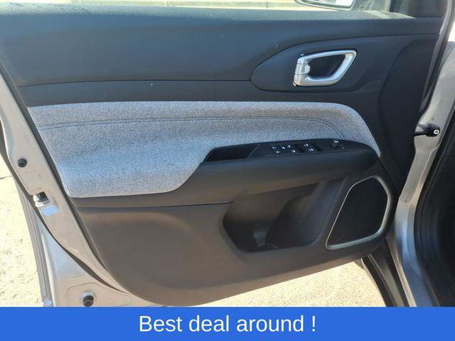 Certified 2022 Jeep Compass Latitude AWD/4WD image 8