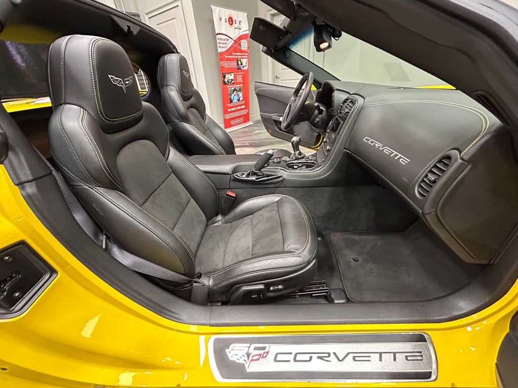 Used 2013 Chevrolet Corvette Grand Sport w/ 4LT Preferred Equipment Group RWD image 35