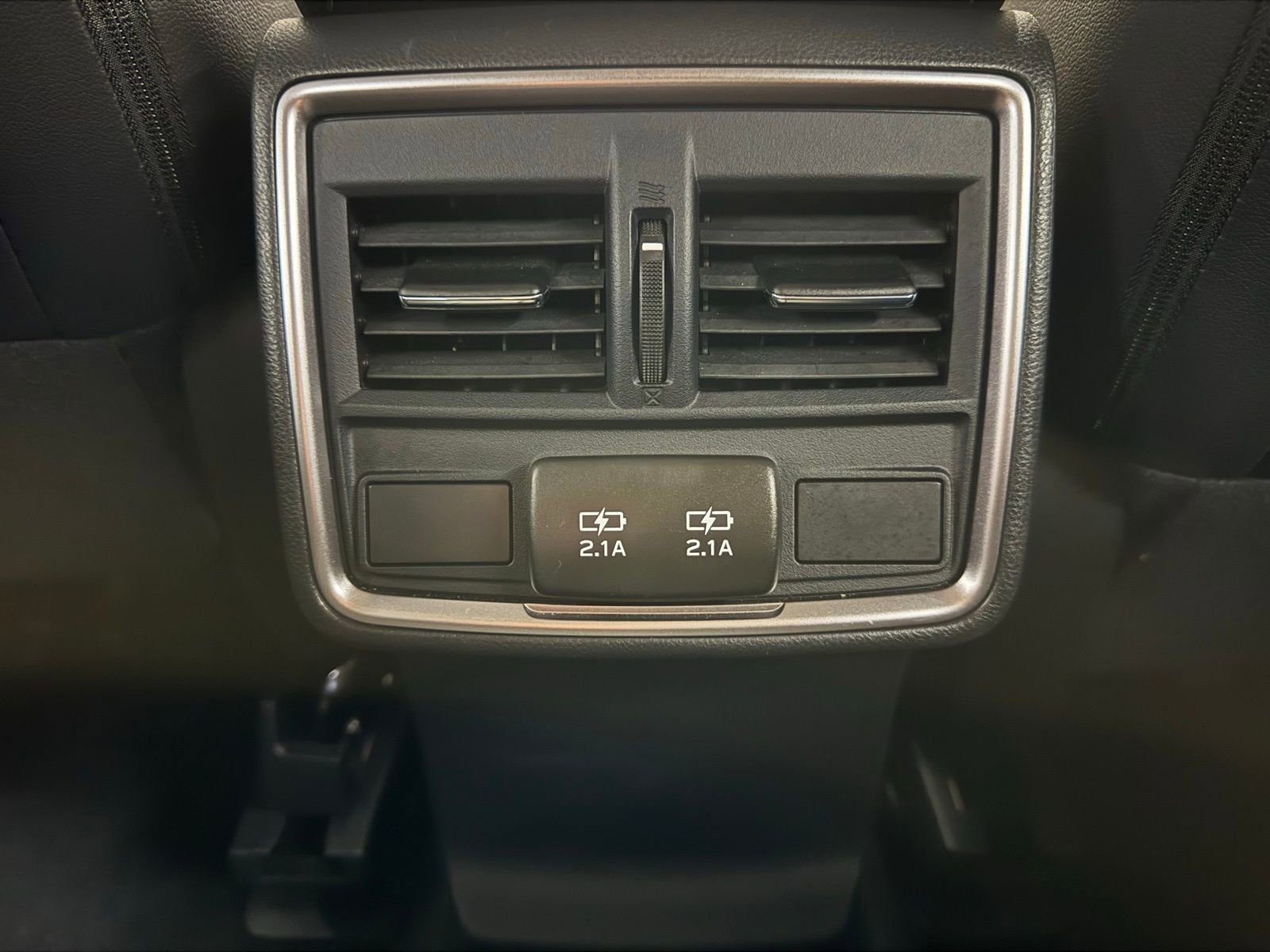 Used 2024 Subaru Forester Limited w/ POP Package 3 image 35