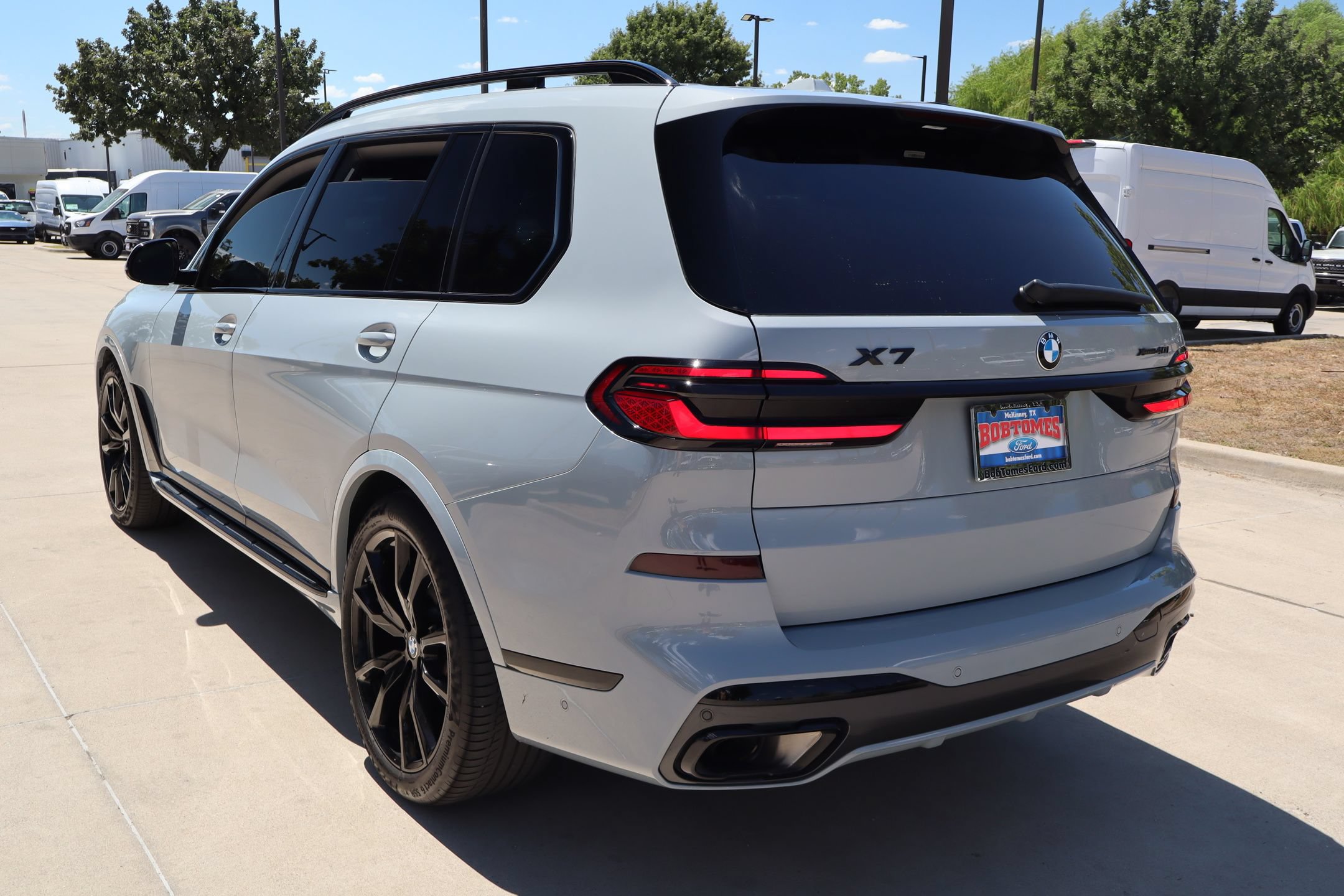 Used 2025 BMW X7 xDrive40i AWD/4WD image 6