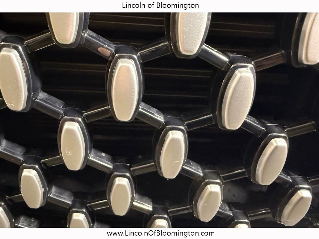 Used 2020 Lincoln Corsair Reserve w/ Equipment Group 202A AWD/4WD image 13