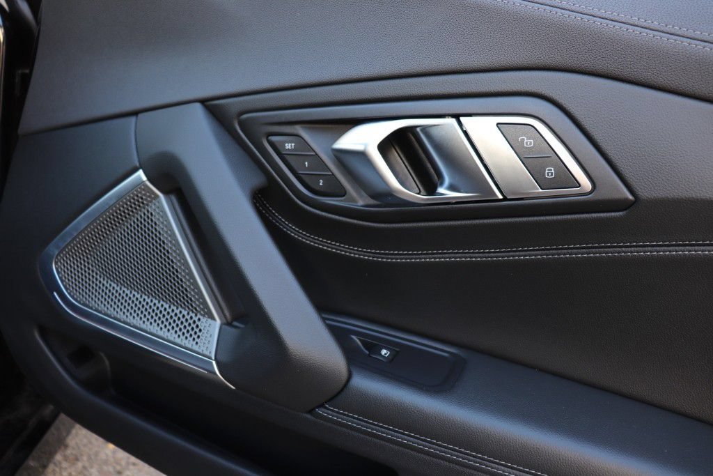 Used 2019 BMW Z4 sDrive30i w/ M Sport Package RWD image 31