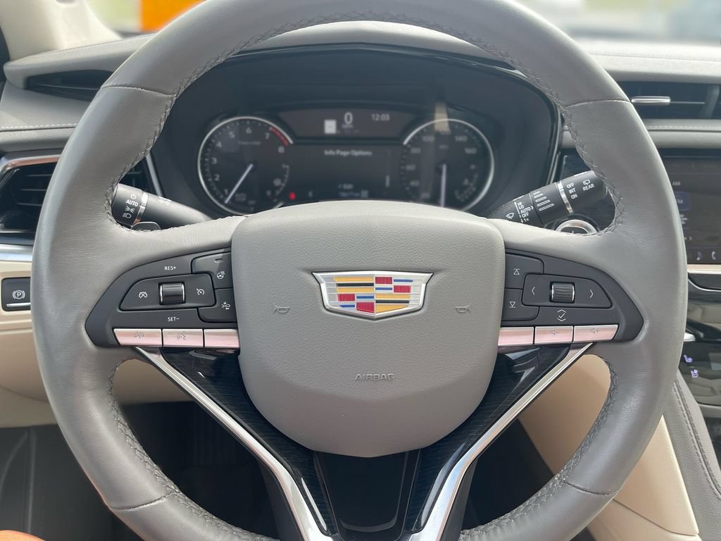 Certified 2024 Cadillac XT6 Premium Luxury w/ LPO, Floor Liner Package AWD/4WD image 11
