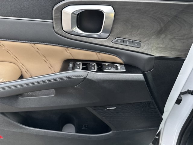 New 2025 Kia Sorento SX Prestige w/ Olive Brown Leather Package image 36
