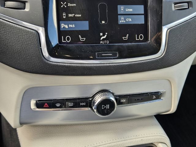Used 2018 Volvo XC90 T6 Momentum w/ Convenience Package image 20