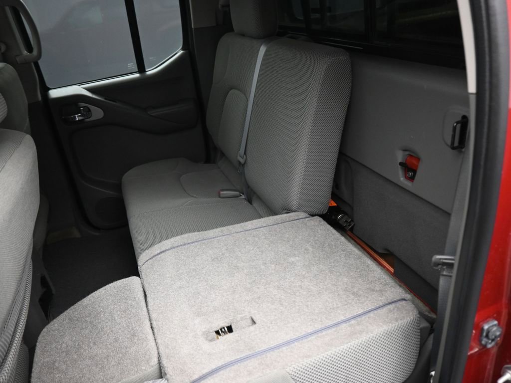 Used 2017 Nissan Frontier SV AWD/4WD image 27