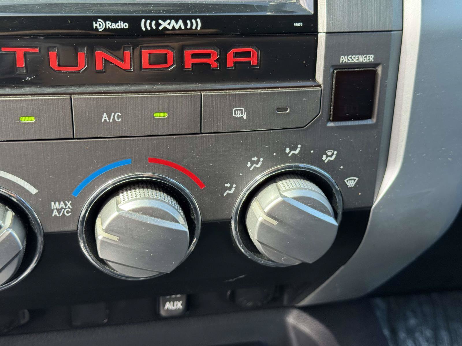 Used 2014 Toyota Tundra SR5 AWD/4WD image 28
