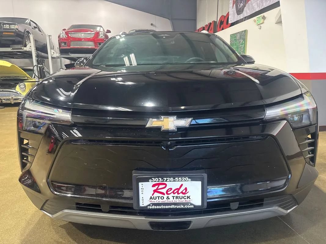 Used 2024 Chevrolet Blazer EV LT AWD/4WD image 49