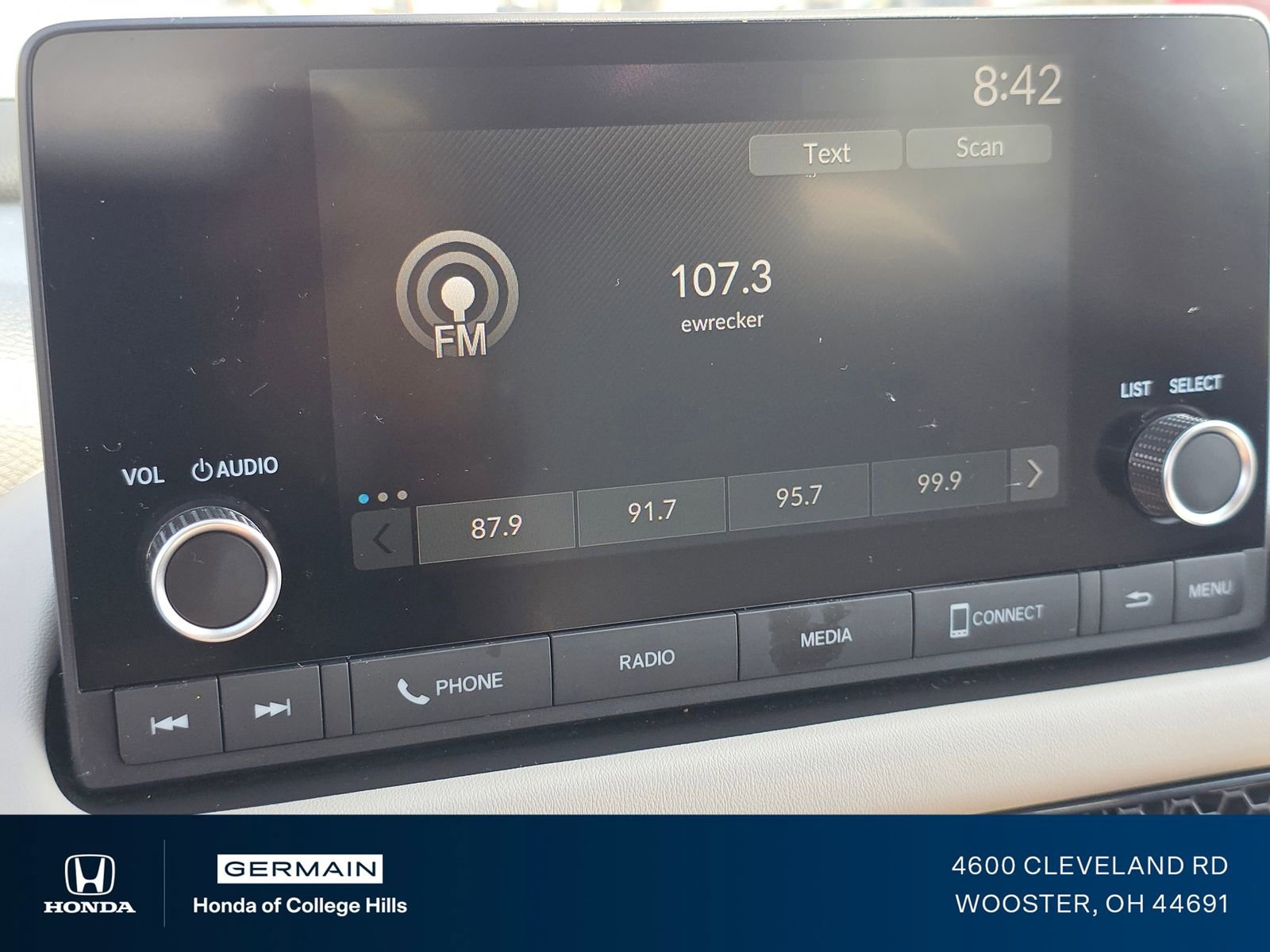 Certified 2024 Honda HR-V LX image 9
