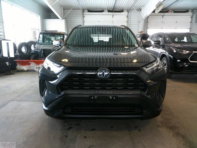 Used 2024 Toyota RAV4 LE image 6
