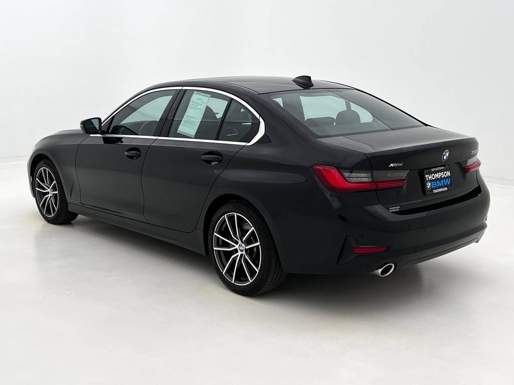 Used 2020 BMW 330i xDrive Sedan w/ Driving Assistance Package image 9
