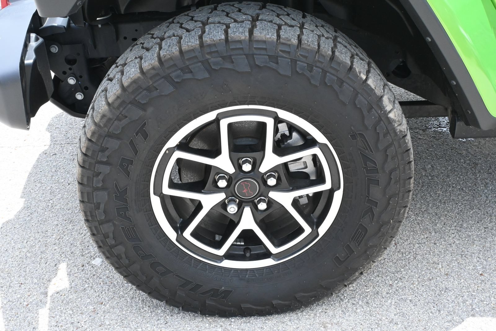New 2025 Jeep Gladiator Rubicon w/ Convenience Group AWD/4WD image 6