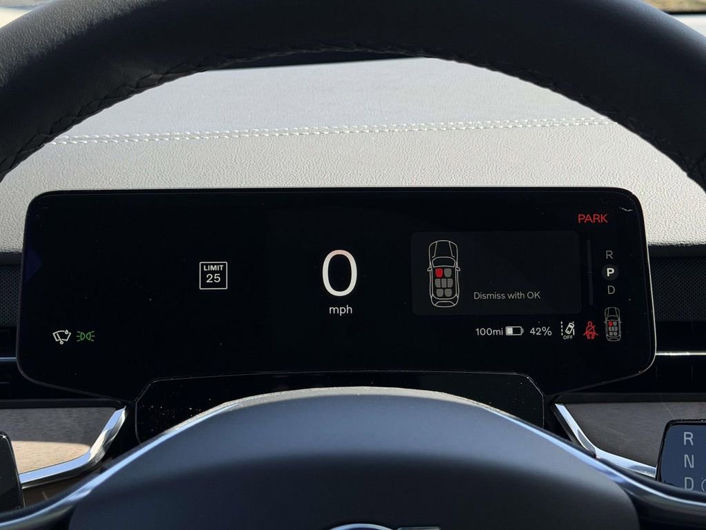 New 2026 Volvo EX90 Plus image 9