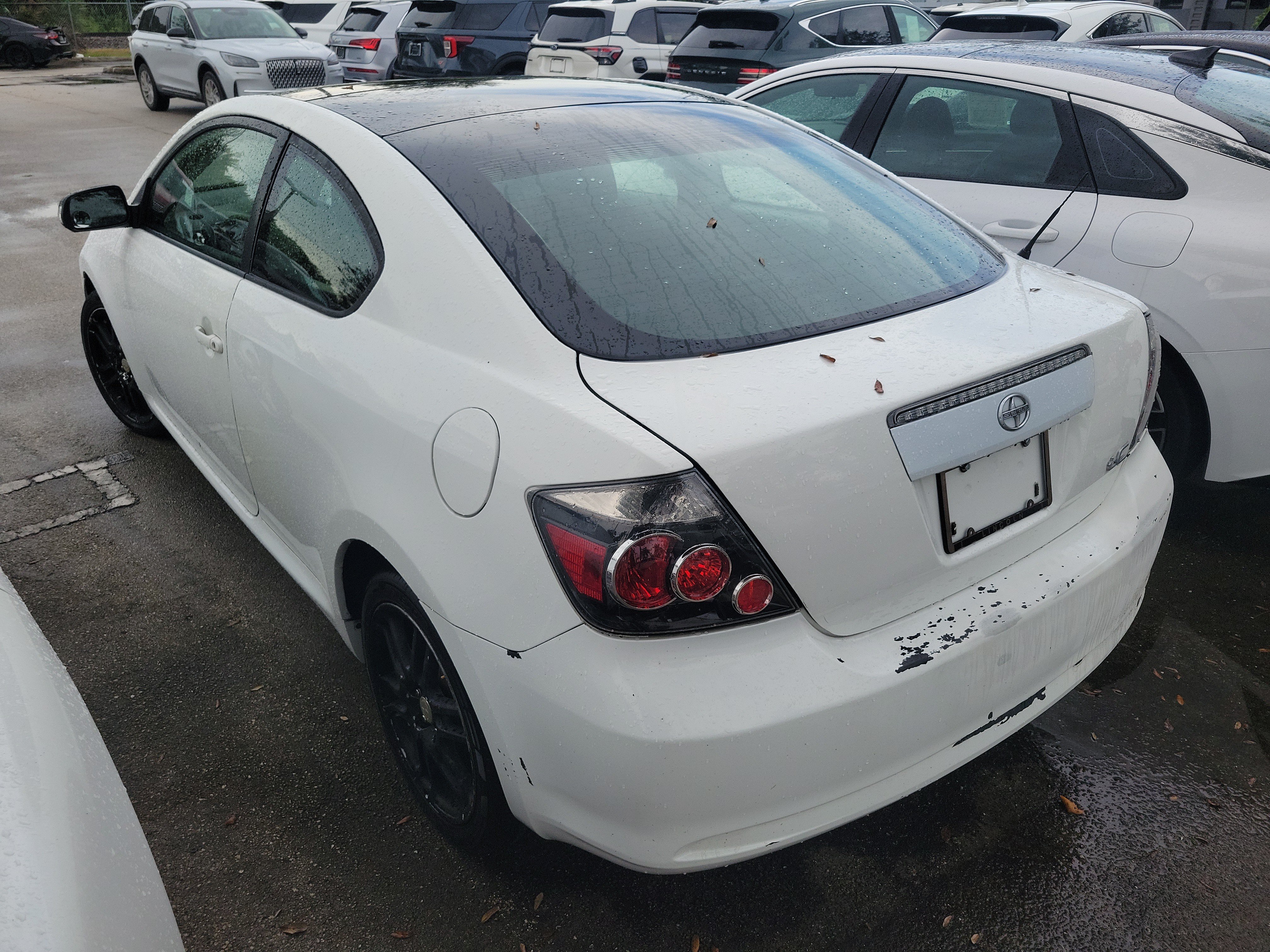 Used 2009 Scion tC FWD image 3