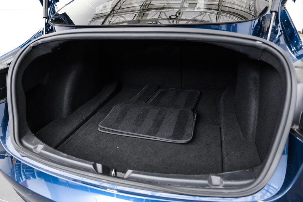 Used 2018 Tesla Model 3 Long Range AWD/4WD image 48