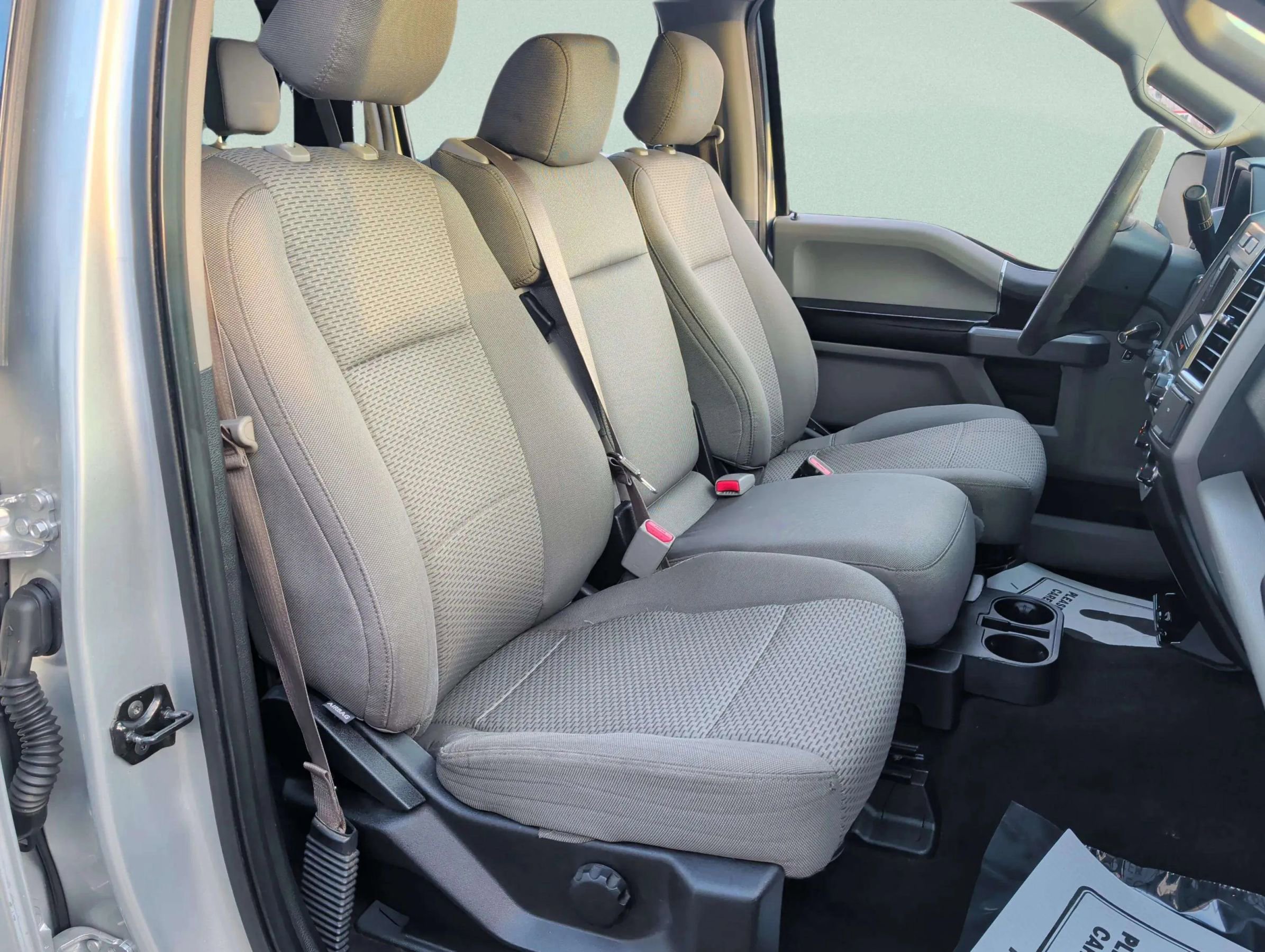 Used 2015 Ford F150 XLT AWD/4WD image 18