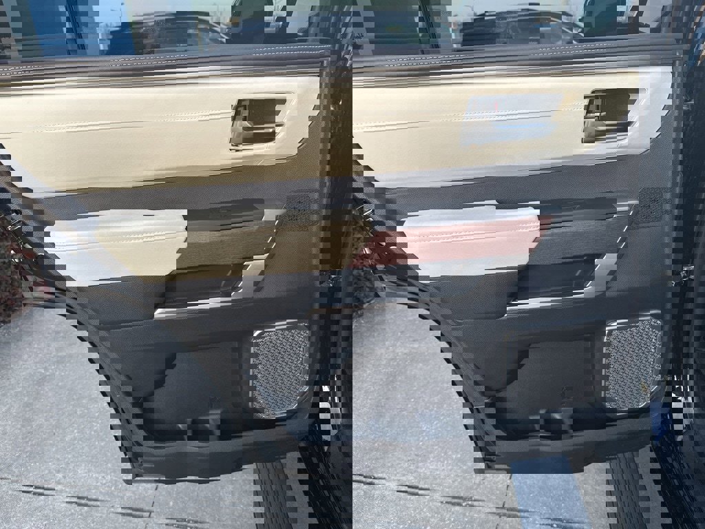 Used 2023 Toyota Sequoia Capstone image 12